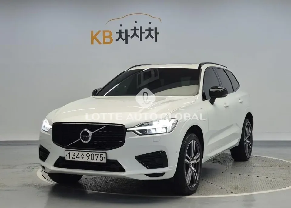 2021 Volvo XC60, VIN YV1UZBR0DM1741108