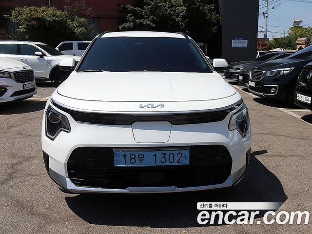 2024 Kia Niro, VIN KNACP811FRA049337