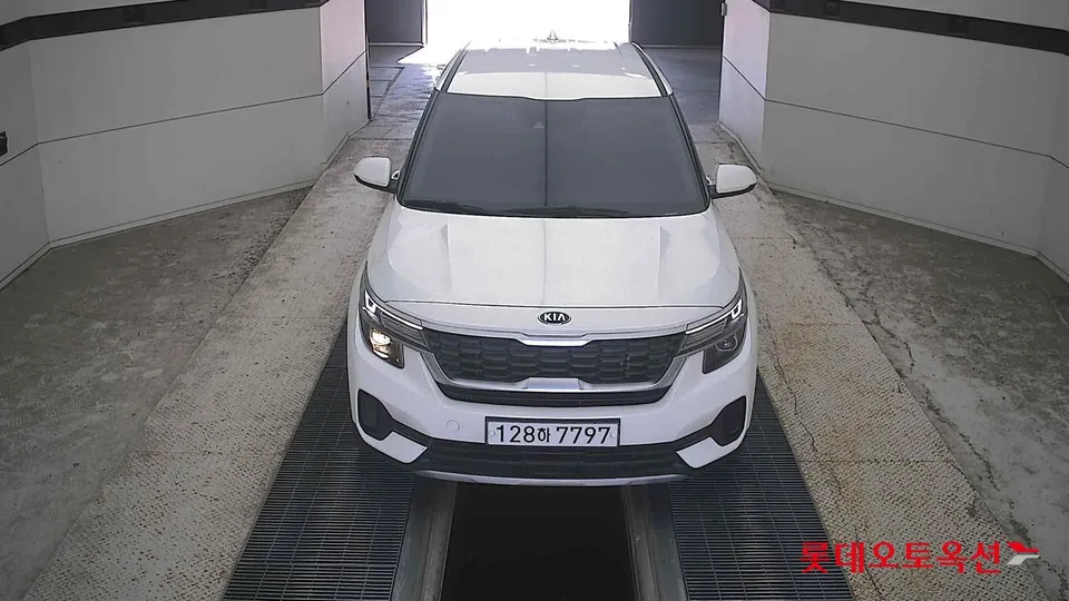 2020 Kia Seltos, VIN KNAEP812GLK077677