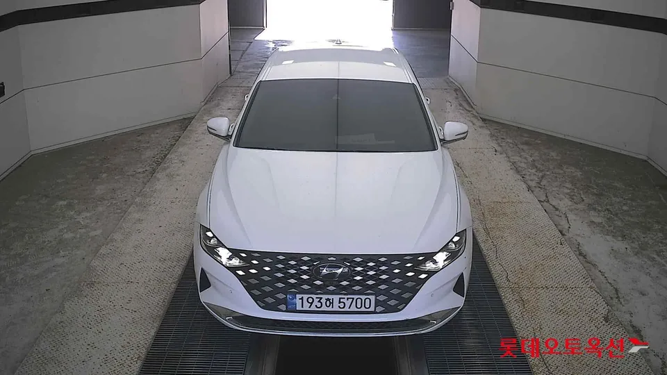 2023 Hyundai Grandeur, VIN KMHF141DBPA515608