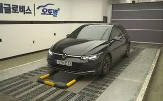 2023 Volkswagen Golf, VIN WVWZZZCD7PW122555