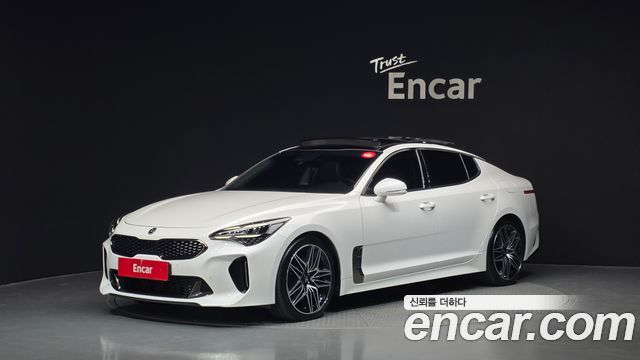 2021 Kia Stinger, VIN KNAE251DBMS102283