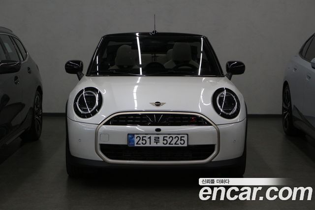 2026 Mini Cooper Convertible, VIN WMW21GX03T2X85334