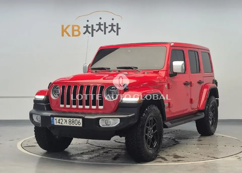 2021 Jeep Wrangler, VIN 1C4HJXENXMW667397