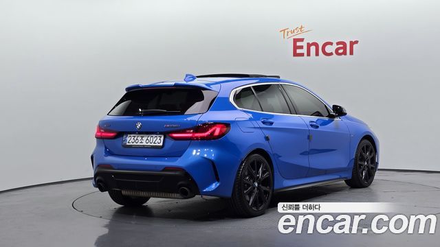 2021 BMW 1-Series, VIN WBA7L1107M7J77987
