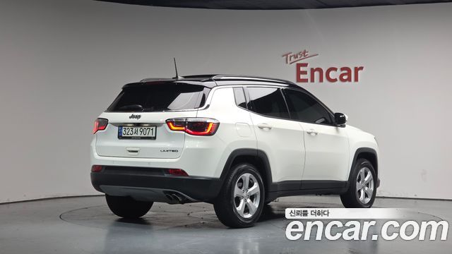 2021 Jeep Compass, VIN 3C4NJCCB3MT577356
