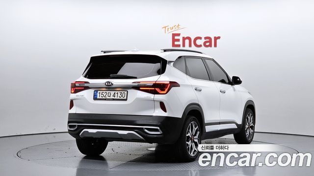 2021 Kia Seltos, VIN KNAET812GMK152306
