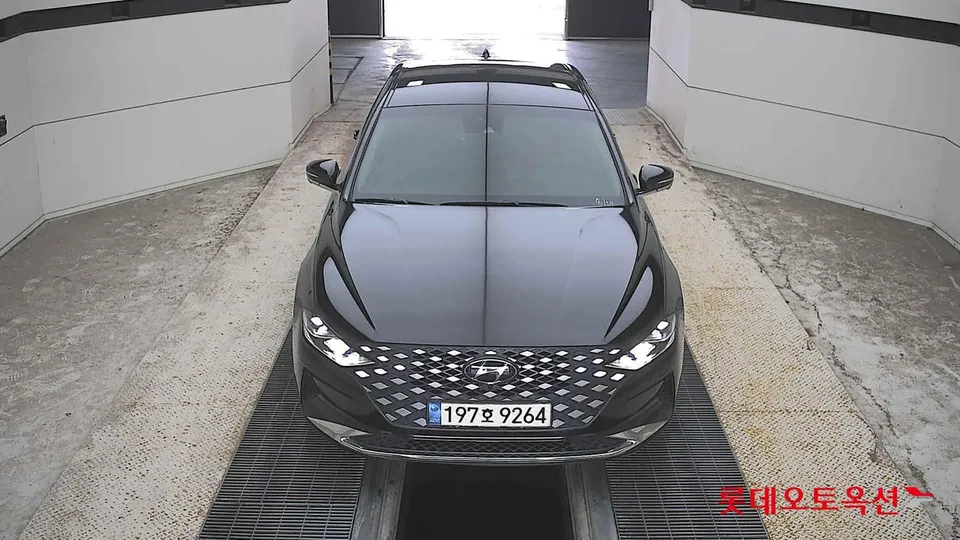 2022 Hyundai Grandeur, VIN KMHF641NBNA492378