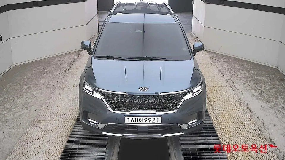 2021 Kia Carnival, VIN KNANE813BMS085930