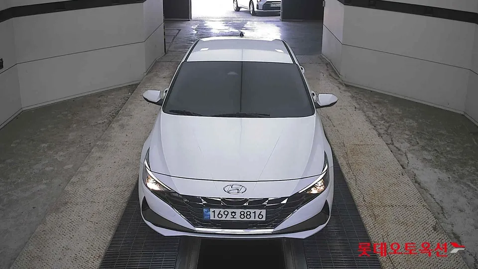 2023 Hyundai Avante, VIN KMHLL41JGPU030348