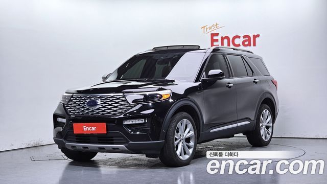 2022 Ford Explorer, VIN 1FM5K8HC2NGC27083