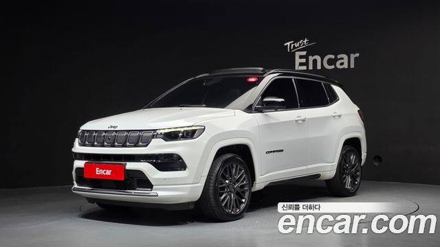 2022 Jeep Compass, VIN 3C4NJDEB3NT174000