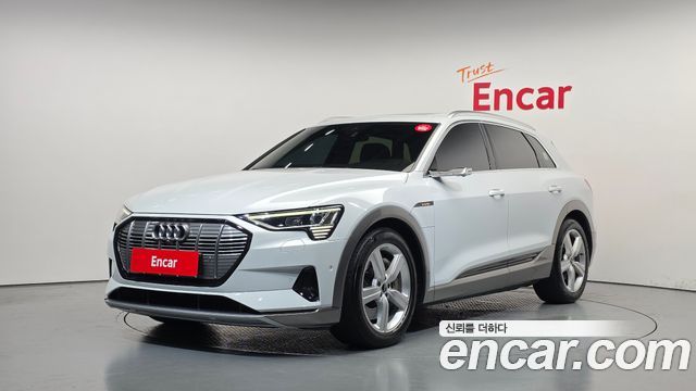 2022 Audi e-tron, VIN WAUZZZGE6NB004100