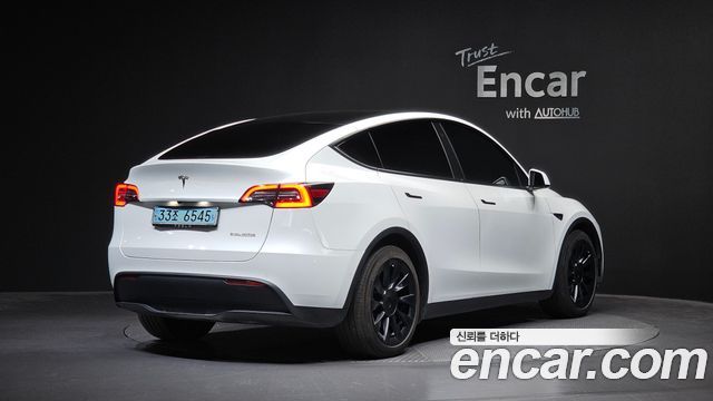 2021 Tesla Model Y, VIN 5YJYGDEEXMF090145