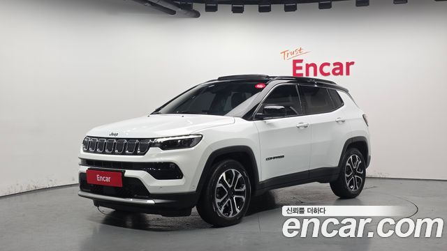 2022 Jeep Compass, VIN 3C4NJCCB3NT205081