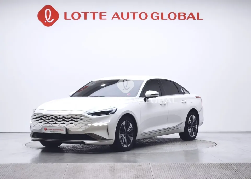 2022 Kia K8, VIN KNAM441DBNA009896