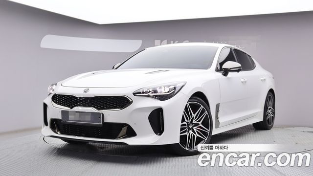 2021 Kia Stinger, VIN KNAE351DDMS104133