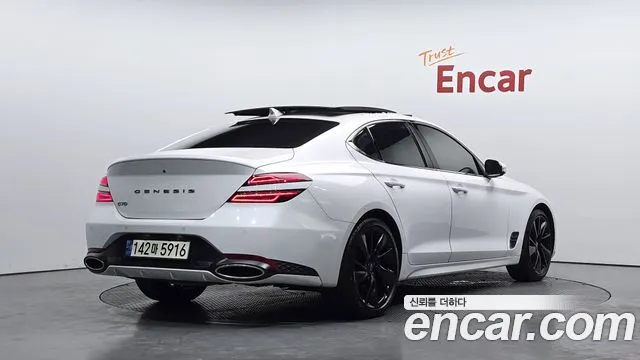 2021 Genesis G70, VIN KMTG141ABMU085535