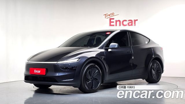 2025 Tesla Model Y, VIN LRWYGCEK8SC186217