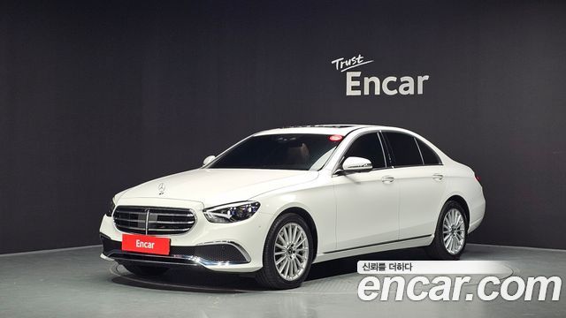 2022 Mercedes-Benz E-Class, VIN W1KZF4FB8NB096158