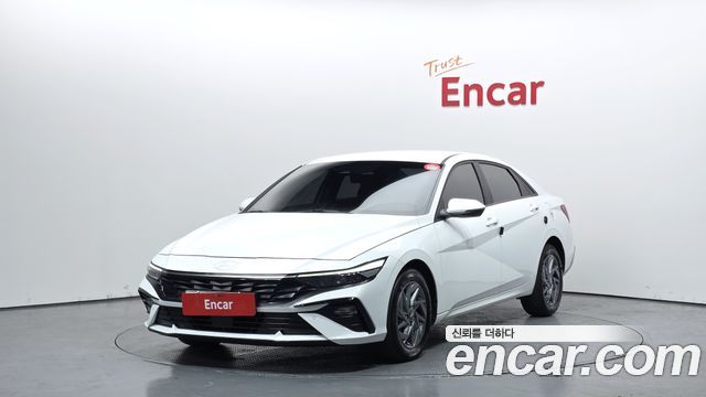 2024 Hyundai Avante, VIN KMHLN41EERU781106