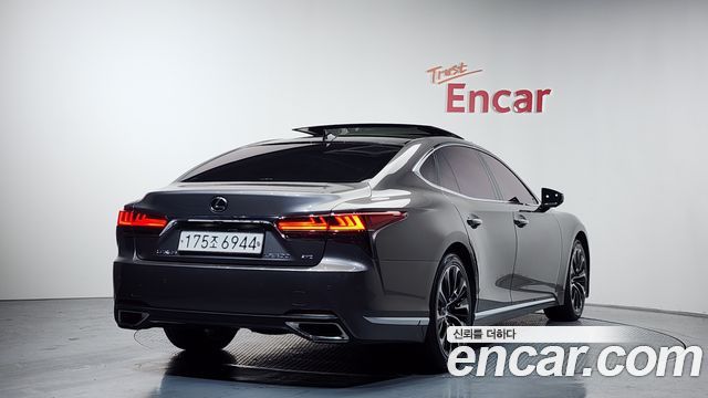 2022 Lexus LS, VIN JTHG5LGF1N5010105