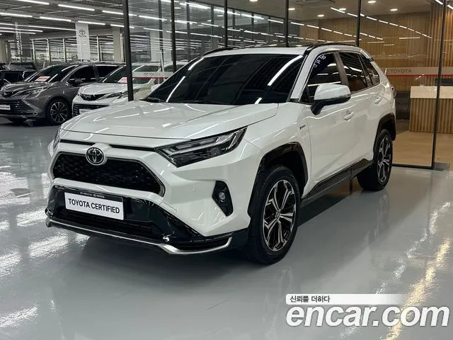 2025 Toyota RAV4, VIN JTMEB3FV2SD284053