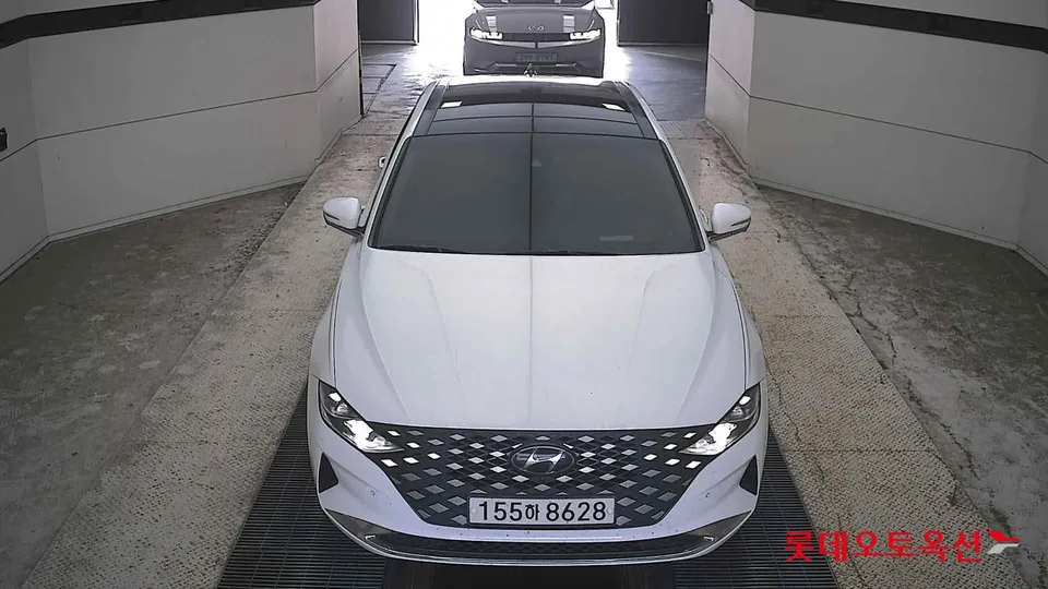 2022 Hyundai Grandeur, VIN KMHF1413BNA130079