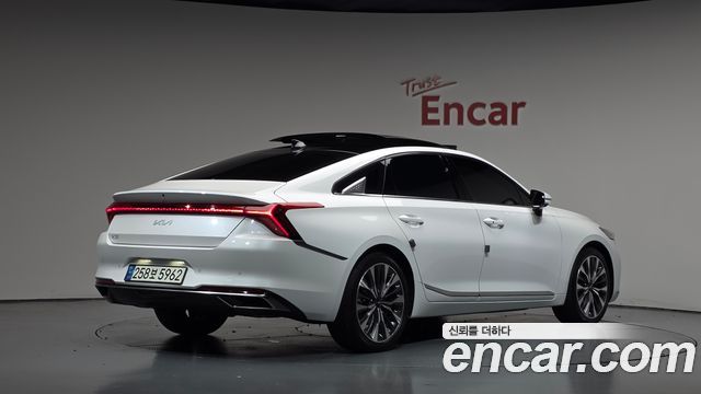 2022 Kia K8, VIN KNAM641BBNA027792