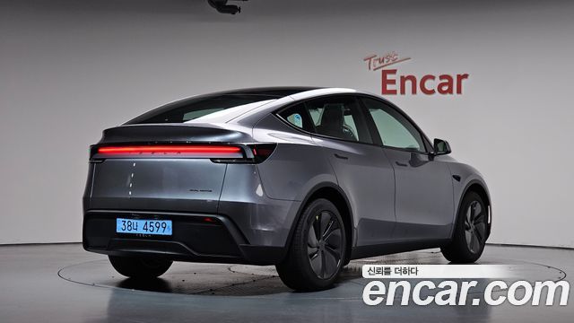 2026 Tesla Model Y, VIN LRWYGCEK0TC959652