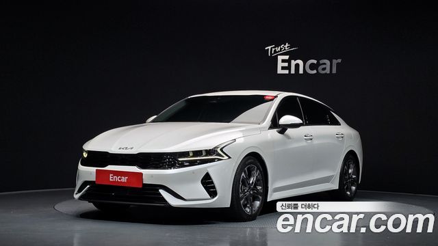 2022 Kia K5, VIN KNAG541JBNA018647