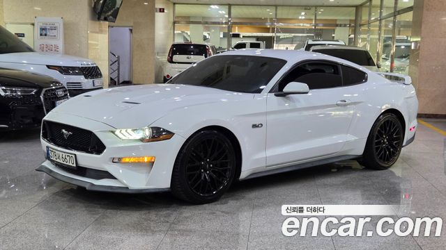 2022 Ford Mustang, VIN 1FA6P8CF6N5121488