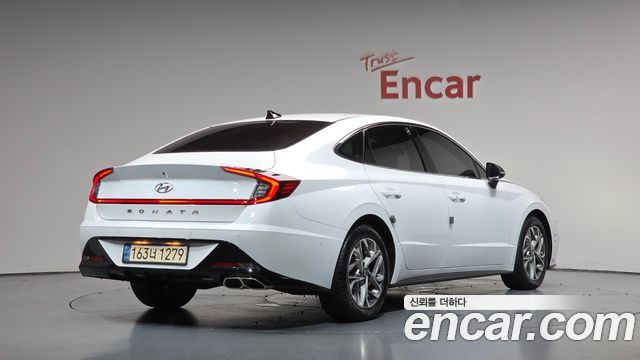 2021 Hyundai Sonata, VIN KMHL6412BMA141092