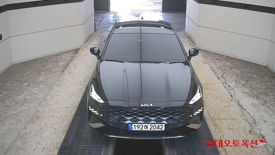 2023 Kia K8, VIN KNAM6411BPA037922