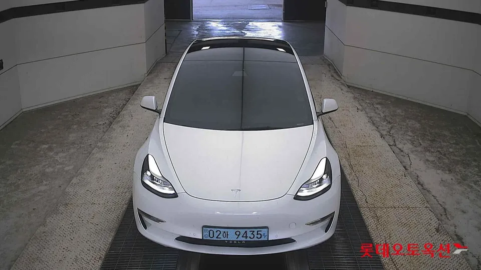 2022 Tesla Model 3, VIN 5YJ3E1EB6NF149097