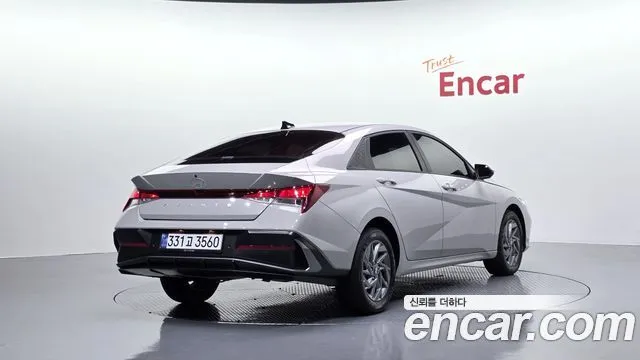 2026 Hyundai Avante, VIN KMHLN41EETU078697