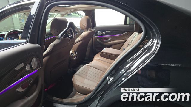 2020 Mercedes-Benz E-Class, VIN W1KZF6JB1LA833500
