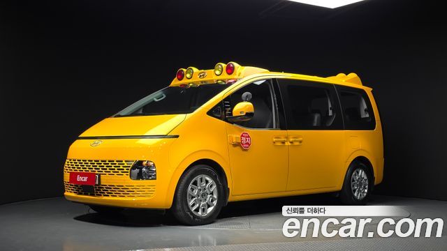 2025 Hyundai Staria, VIN KMJYB373BSU233707