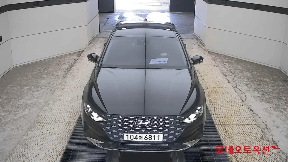 2020 Hyundai Grandeur, VIN KMHF641NBLA352051