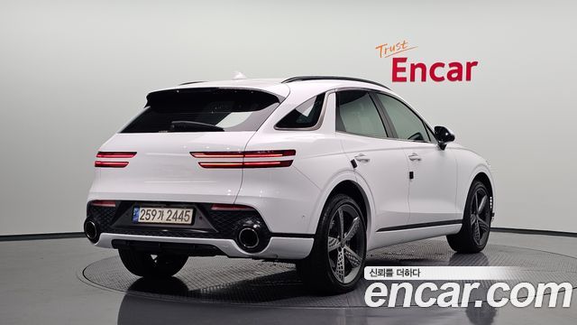 2022 Genesis GV70, VIN KMTMF81CDNU056499