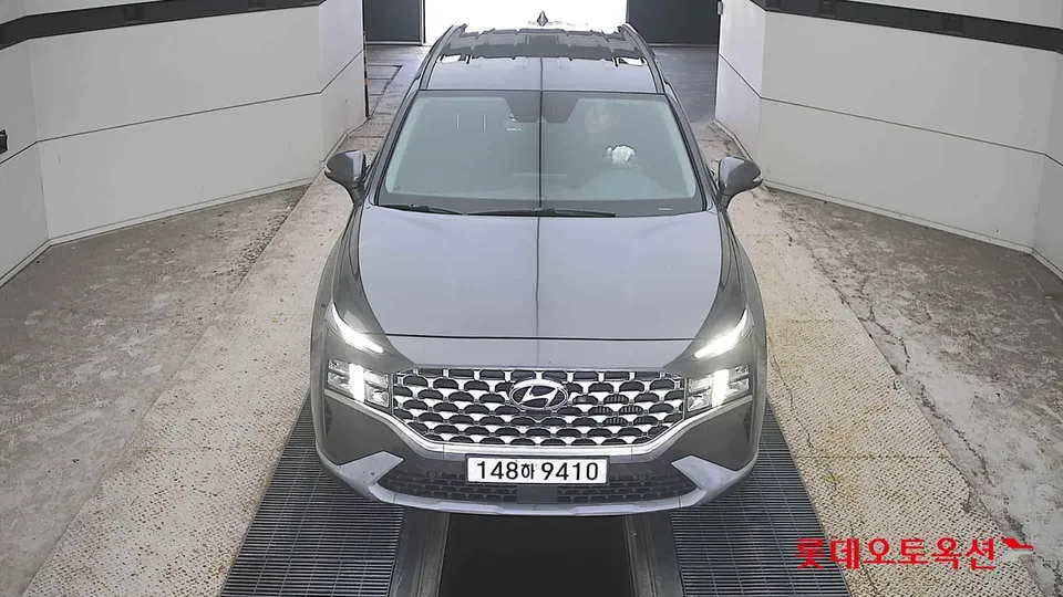 2021 Hyundai Santa Fe, VIN KMHS281HGMU388015