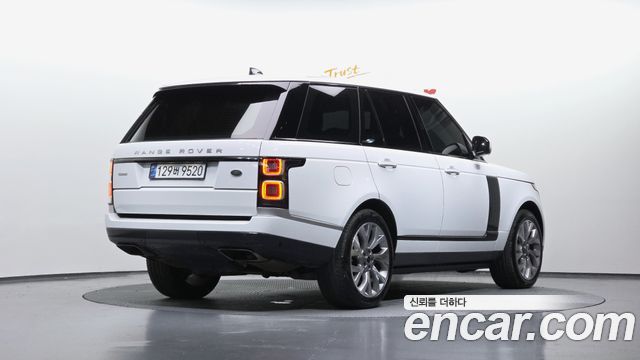 2020 Land Rover Range Rover, VIN SALGA2BJ0LA570570