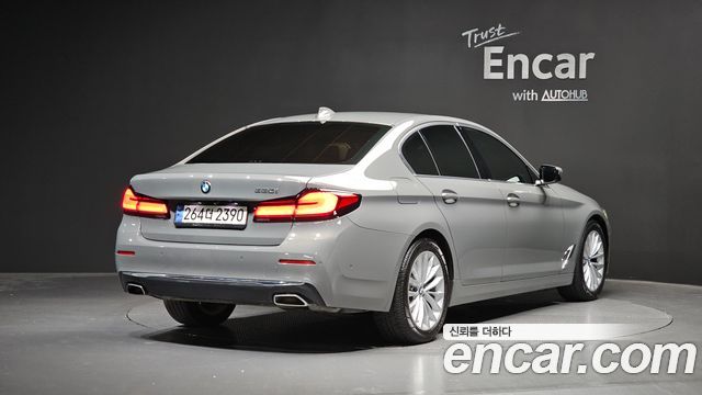 2021 BMW 5-Series, VIN WBA11BH04MCG55817