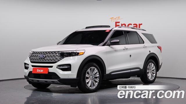 2022 Ford Explorer, VIN 1FMSK8FH7NGA40861