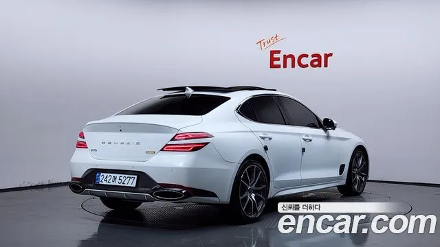 2021 Genesis G70, VIN KMTG541EBMU088428