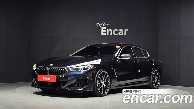 2022 BMW 8-Series, VIN WBAGV410XNCH81900