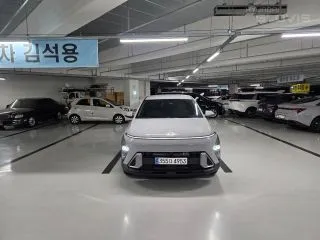 2025 Hyundai Kona, VIN KMHHB813BSU180060