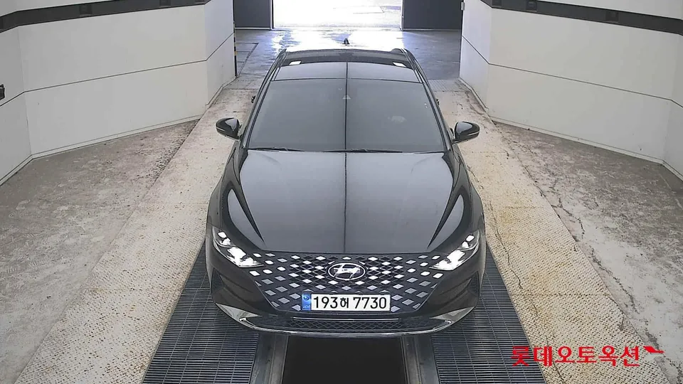 2023 Hyundai Grandeur, VIN KMHF1413BPA154667