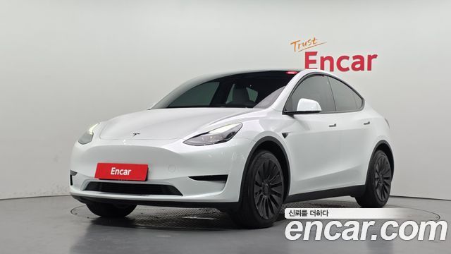 2024 Tesla Model Y, VIN LRWYGCFS2RC159264