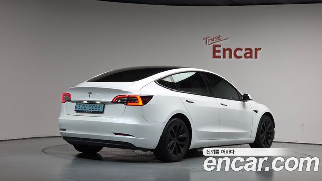2022 Tesla Model 3, VIN 5YJ3E1EA9NF305947